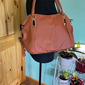 Elegant Tan Handbag